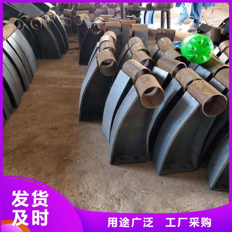不锈钢复合管护栏-道路隔离栏货到付款本地生产商