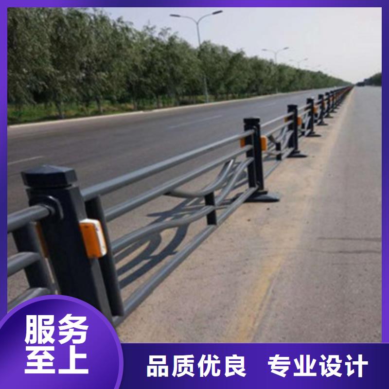 防撞桥梁栏杆_市政道路防护栏精工制作{本地}制造商