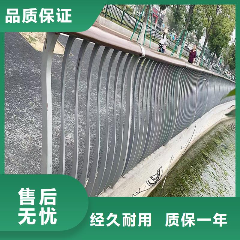 Q355B河道桥梁栏杆施工企业货源直销桥梁防撞护栏本地供应商