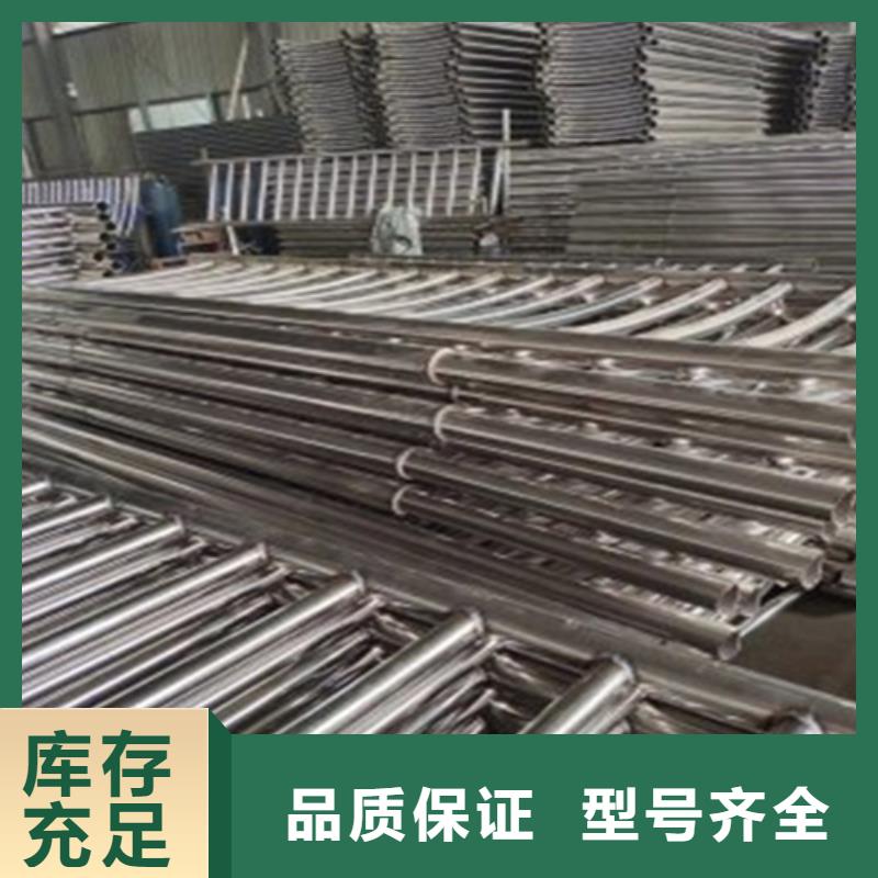 道路防撞护栏_精益求精多年行业积累