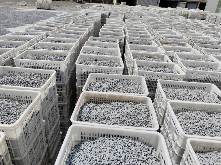 柱状氢氧化钙用于土壤中和简介