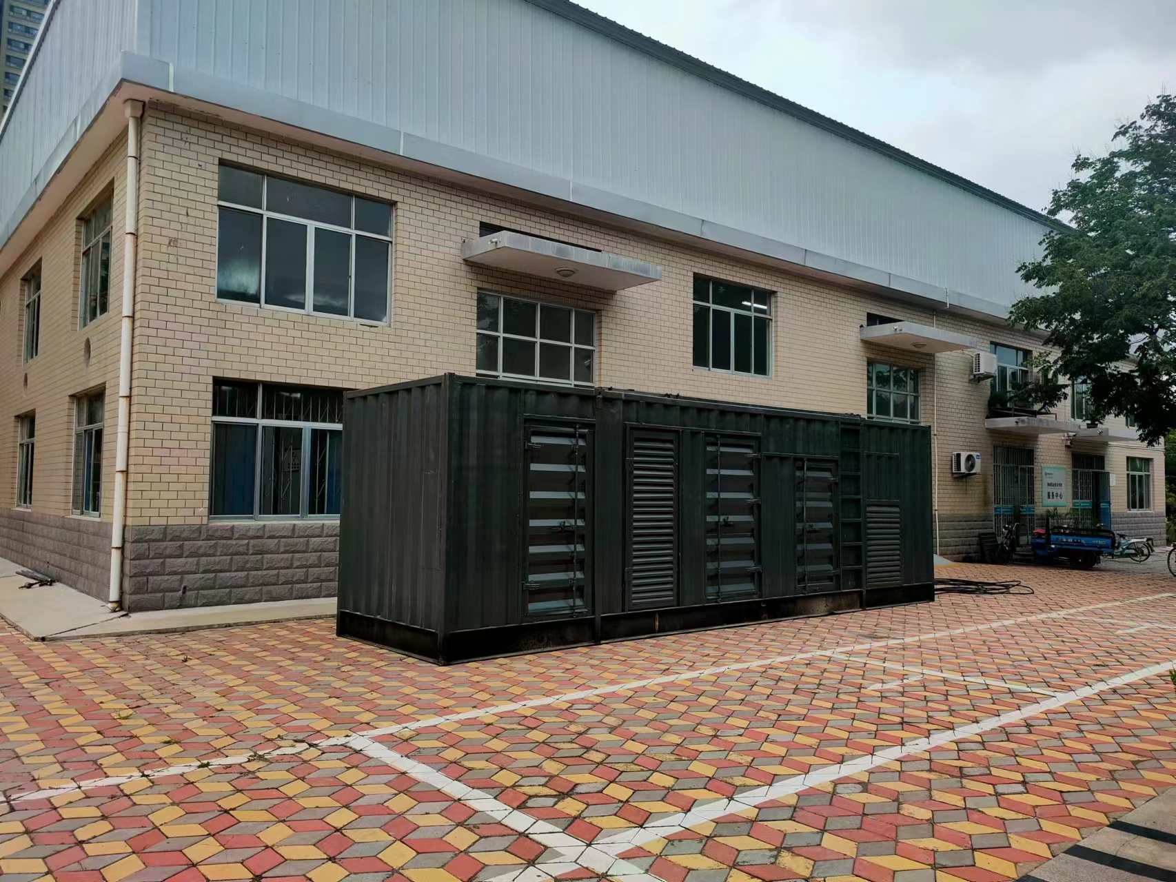 发电机租赁出租（100KW200KW300KW移动发电车出租）支持并机品质卓越